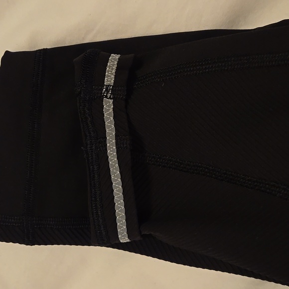 Lululemon leggings - Picture 3 of 4